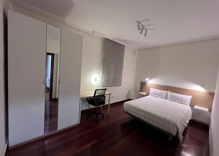 La Casa De La Vergel Holiday home Torrelavega